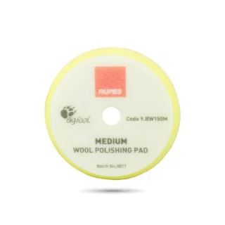 Round graphic for medium wool polishing pad, pale yellow with red center label