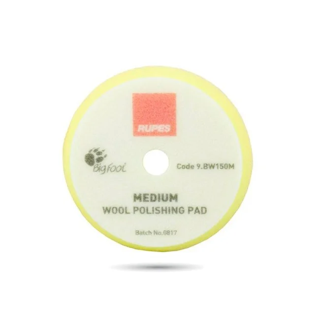 Round graphic for medium wool polishing pad, pale yellow with red center label